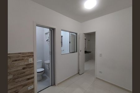 Quarto de casa para alugar com 1 quarto, 27m² em Sacoma, São Paulo