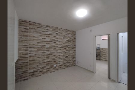 Casa para alugar com 1 quarto, 27m² em Sacoma, São Paulo