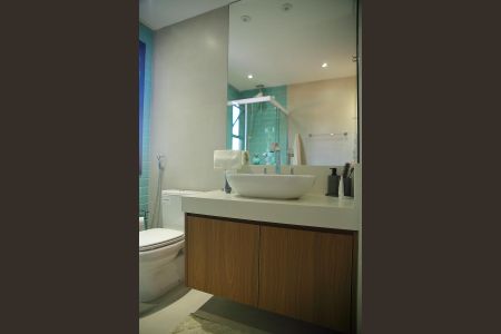 Casa à venda com 460m², 6 quartos e 4 vagasBanheiro Suíte 5 