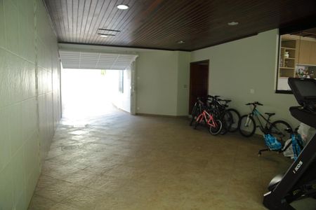 Casa à venda com 460m², 6 quartos e 4 vagasGaragem 