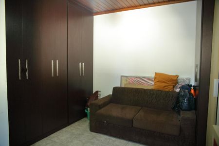 Casa à venda com 460m², 6 quartos e 4 vagasQuarto de Serviço