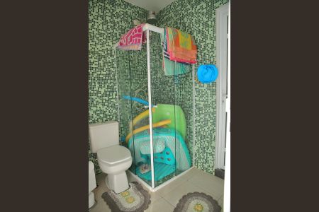 Casa à venda com 460m², 6 quartos e 4 vagasBanheiro da Piscina/convivência 