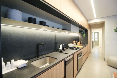 Cozinha de apartamento à venda com 2 quartos, 68m² em Indianópolis, São Paulo