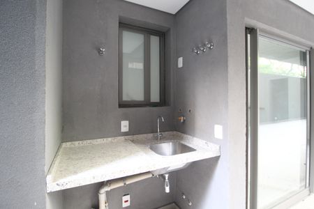 Apartamento à venda com 132m², 2 quartos e 1 vagaSacada 