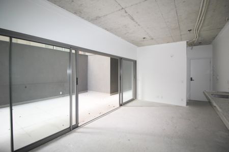 Sala de apartamento à venda com 2 quartos, 132m² em Indianópolis, São Paulo