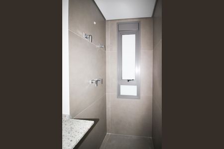 Apartamento à venda com 132m², 2 quartos e 1 vagaBanheiro da Suíte 1