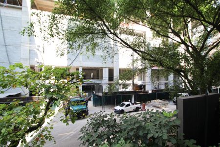 Apartamento à venda com 132m², 2 quartos e 1 vagaVista