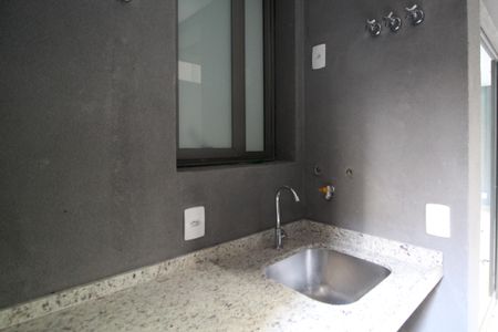 Apartamento à venda com 132m², 2 quartos e 1 vagaSacada 