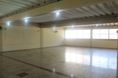 Apartamento para alugar com 62m², 2 quartos e 1 vagaÁrea comum - Salão de festas