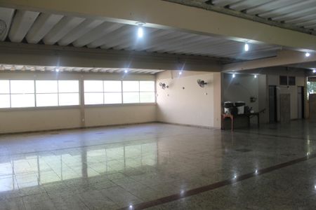 Apartamento para alugar com 62m², 2 quartos e 1 vagaÁrea comum - Salão de festas