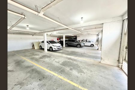 Casa de condomínio à venda com 128m², 3 quartos e 2 vagasEstacionamento