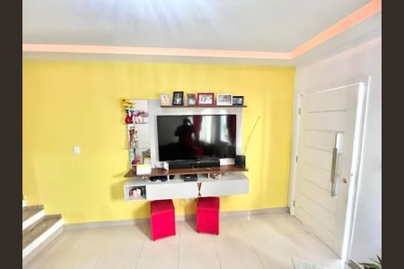 Sala de casa de condomínio à venda com 3 quartos, 128m² em Casa Verde Alta, São Paulo