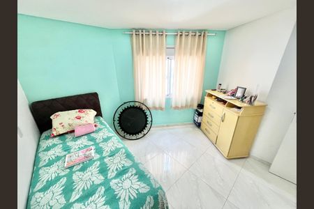 Casa de condomínio à venda com 128m², 3 quartos e 2 vagasQuarto 2