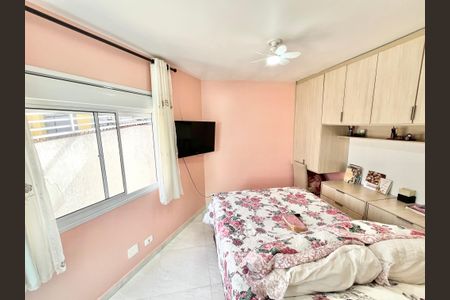 Casa de condomínio à venda com 128m², 3 quartos e 2 vagasQuarto 3 - Suíte