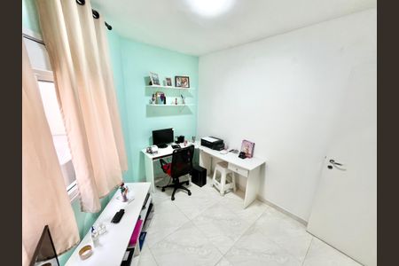 Casa de condomínio à venda com 128m², 3 quartos e 2 vagasQuarto 1