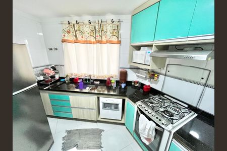 Casa de condomínio à venda com 128m², 3 quartos e 2 vagasCozinha