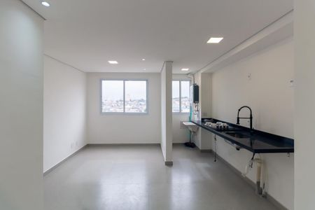 Sala de apartamento para alugar com 2 quartos, 40m² em Vila Ema, São Paulo