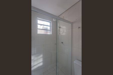 Banheiro de casa para alugar com 1 quarto, 39m² em Sacoma, São Paulo