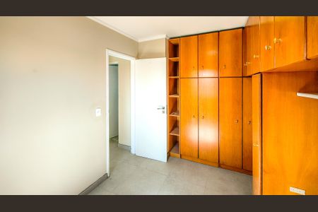 Apartamento à venda com 76m², 2 quartos e 1 vagaQuarto 2