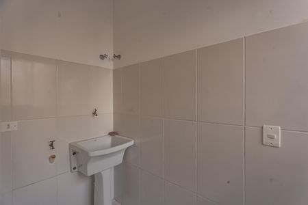 Área de Serviço de casa para alugar com 1 quarto, 33m² em Sacoma, São Paulo