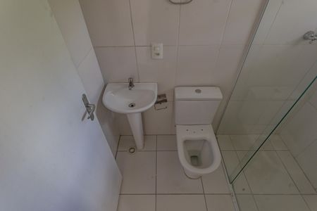 Banheiro de casa para alugar com 1 quarto, 33m² em Sacoma, São Paulo