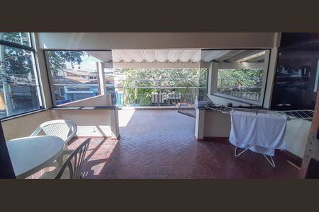 Casa à venda com 188m², 3 quartos e 2 vagasVaranda do Quarto 3