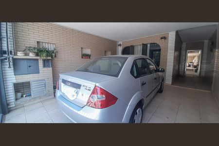 Casa à venda com 188m², 3 quartos e 2 vagasGaragem