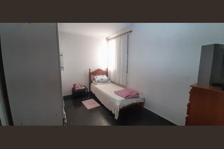 Casa à venda com 188m², 3 quartos e 2 vagasQuarto 2