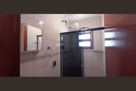 Casa à venda com 188m², 3 quartos e 2 vagasBanheiro Social