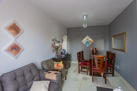 Apartamento à venda com 63m², 2 quartos e 1 vagaSala