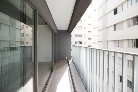Apartamento à venda com 68m², 2 quartos e 1 vagaVaranda