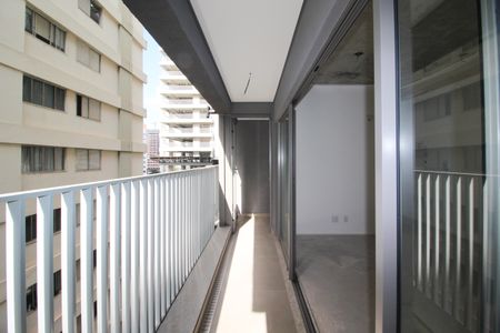 Apartamento à venda com 68m², 2 quartos e 1 vagaVaranda