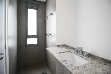 Apartamento à venda com 68m², 2 quartos e 1 vagaBanheiro da Suíte 2