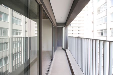 Apartamento à venda com 68m², 2 quartos e 1 vagaVaranda