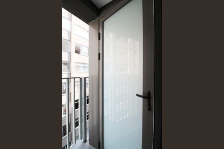 Apartamento à venda com 68m², 2 quartos e 1 vagaÁrea de Serviço