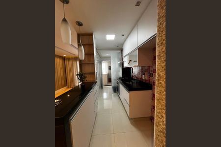 Apartamento à venda com 65m², 2 quartos e 1 vaga Apartamento à venda com 65m², 2 quartos e 1 vagaCozinha