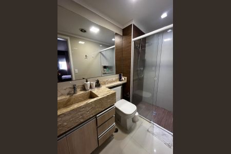 Banheiro  de apartamento à venda com 2 quartos, 65m² em Centro, Diadema
