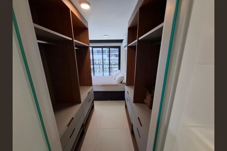 Apartamento para alugar com 43m², 1 quarto e sem vagaCloset 