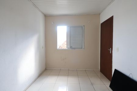 Casa para alugar com 80m², 2 quartos e 2 vagasQuarto 2