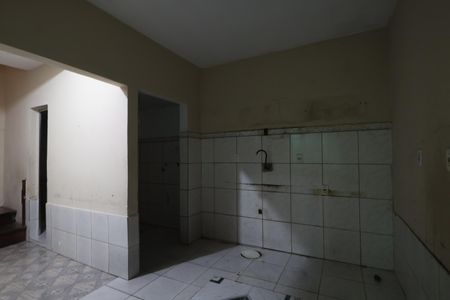 Casa para alugar com 80m², 2 quartos e 2 vagasCozinha e Área de Serviço