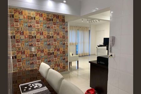 Apartamento à venda com 64m², 2 quartos e 1 vaga