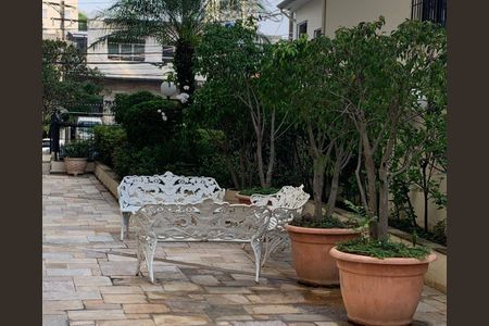 Apartamento à venda com 64m², 2 quartos e 1 vaga