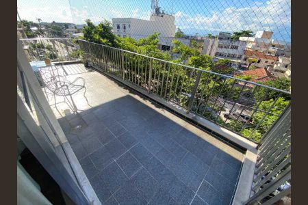 Apartamento à venda com 99m², 3 quartos e 1 vaga