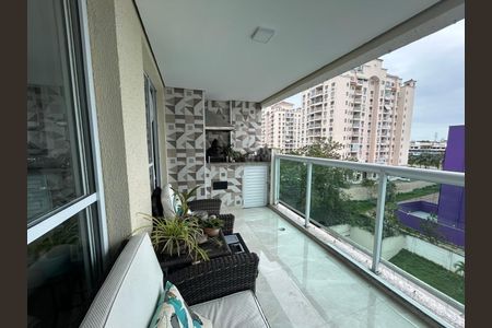 Apartamento à venda com 79m², 2 quartos e 1 vaga