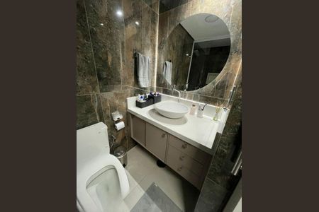 Apartamento à venda com 79m², 2 quartos e 1 vaga