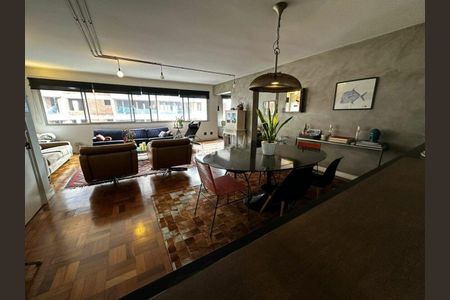 Apartamento à venda com 160m², 3 quartos e 1 vaga