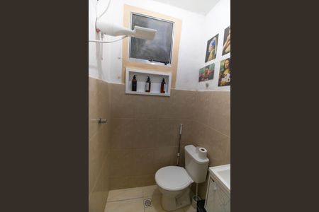 Banheiro de apartamento para alugar com 1 quarto, 23m² em Centro, Niterói