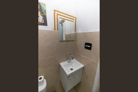 Banheiro de apartamento para alugar com 1 quarto, 23m² em Centro, Niterói