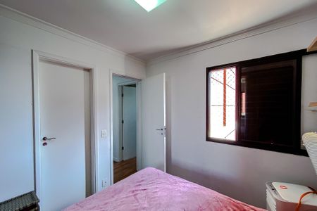 Apartamento à venda com 70m², 3 quartos e 2 vagas Apartamento à venda com 70m², 3 quartos e 2 vagasSuíte