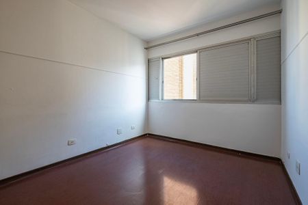 Apartamento para alugar com 131m², 3 quartos e 1 vaga Apartamento para alugar com 131m², 3 quartos e 1 vagaQuarto 2